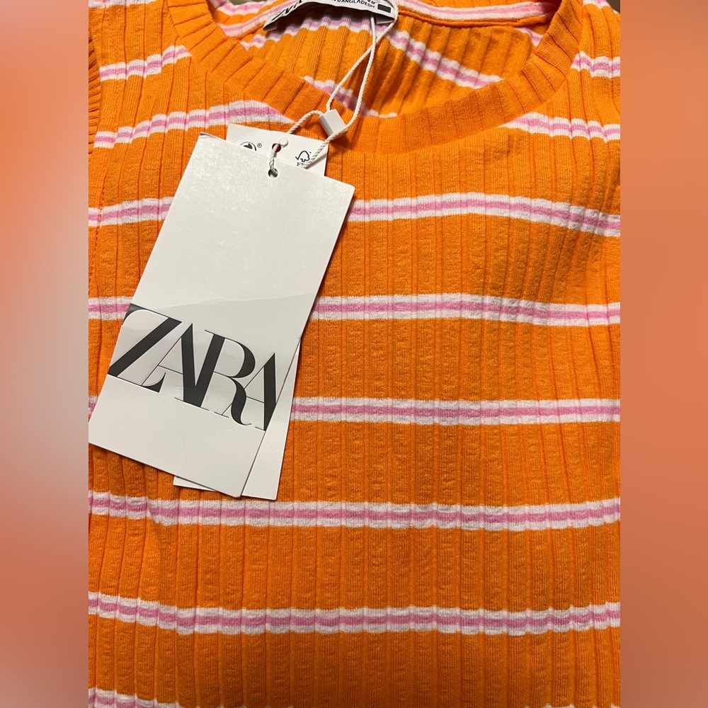 SOLD Zara Vibrant Orange and Pink Knit Dress Flutter Sleeves Sz M NEW - Picture 5 of 8